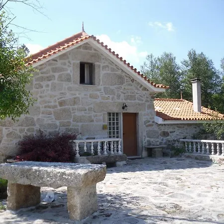 Quinta Da Regada Do Moinho Farm stay Peva