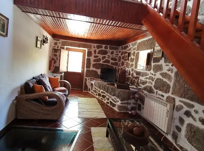 Alojamento de Turismo Rural Quinta Da Regada Do Moinho *